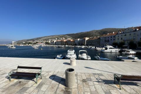 Senj – Garçonnière in einem Modernen Neubau