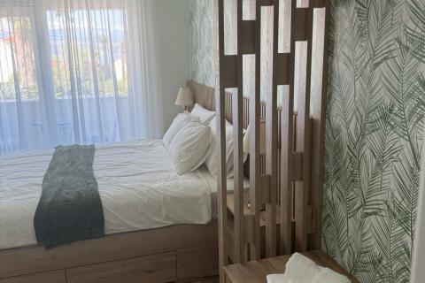 LOVRAN, Luksuzni dvoetažni stan s bazenom, 100m od mora!