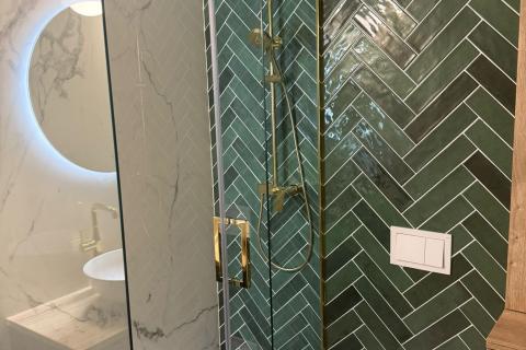 LOVRAN, Luksuzni dvoetažni stan s bazenom, 100m od mora!