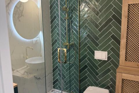 LOVRAN, Luksuzni dvoetažni stan s bazenom, 100m od mora!