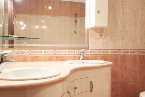 Istra, Umag - kuća s 3 stana, pogled na more