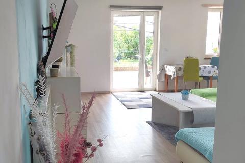 Condo/Apartment Kaštel, Buje, 140,19m2