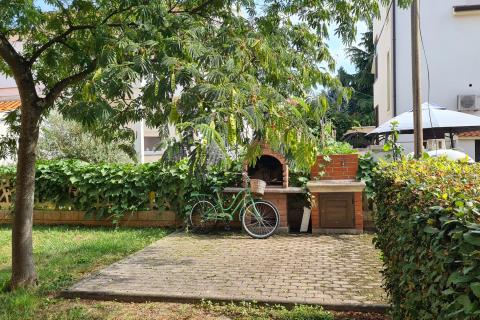 Poreč, stan odlične lokacije u blizini grada i mora