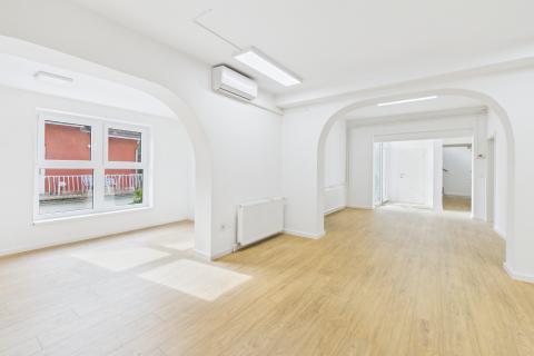 Unternehmesverkauf Donji grad, Donji Grad, 380m2