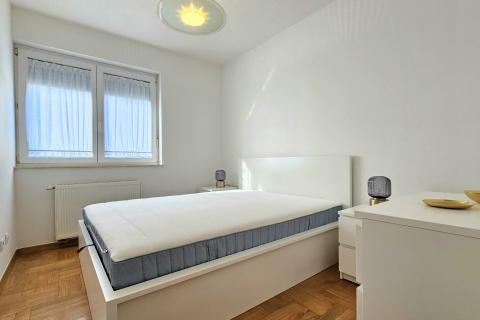 Zagreb, Črnomerec - dvosoban stan s garažom, lift