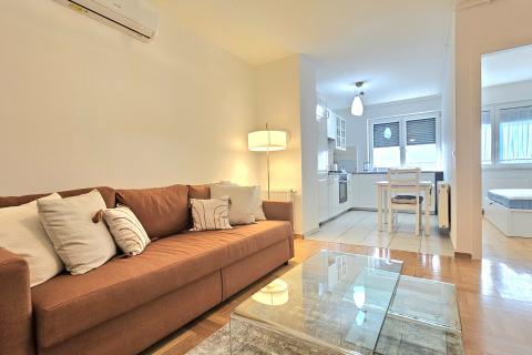 Zagreb, Črnomerec - dvosoban stan s garažom, lift