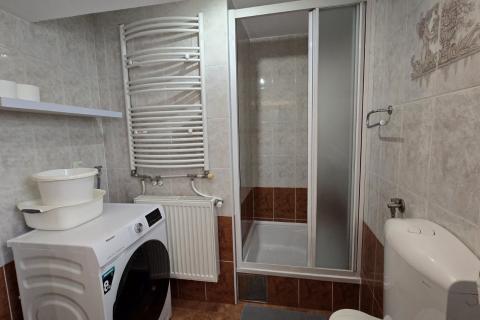 Crikvenica, Selce - kuća s dva stana  350m od mora