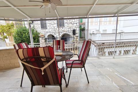 Crikvenica, Selce, kuća 100m od centra