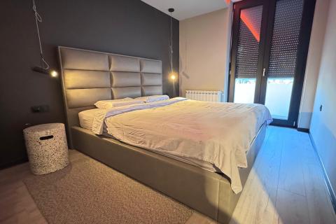 Rijeka, Krnjevo NN, dvosobni stan, dva balkona, pogled