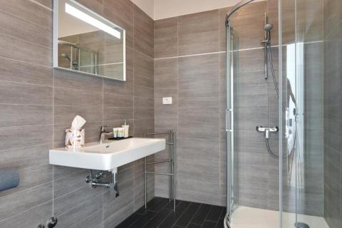 Istra,Medulin-velika moderna vila s bazenom 