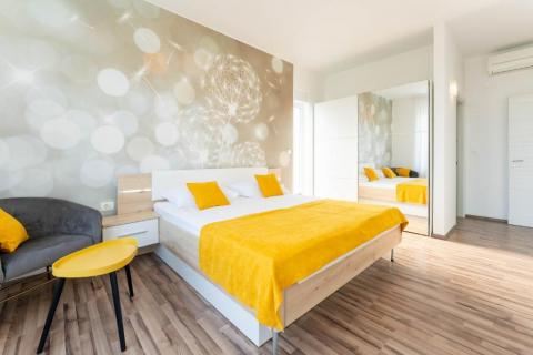 Istra,Medulin-velika moderna vila s bazenom 