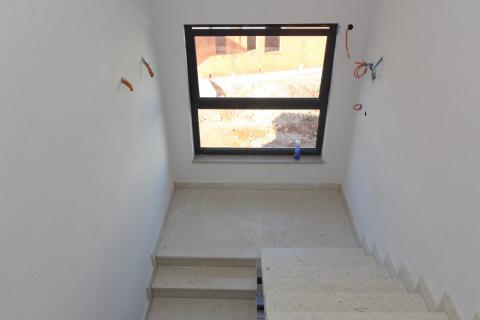 Istra, Umag - Dvosoban stan u novogradnji 