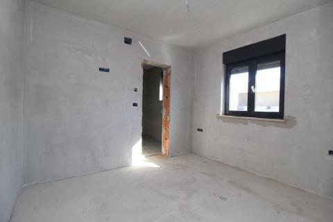 Istra, Umag - Dvosoban stan u novogradnji 