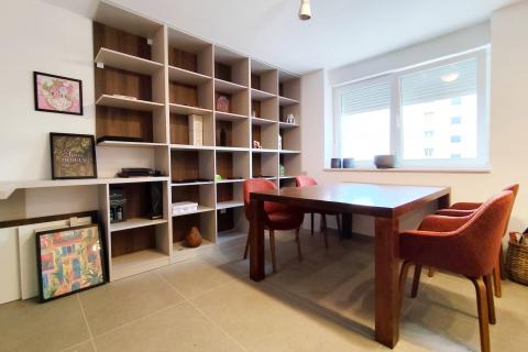 Rijeka, Vojak, najam novoadaptiranog stana s dvorištem