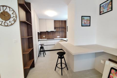 Rijeka, Vojak, najam novoadaptiranog stana s dvorištem