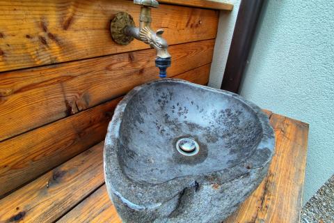 Rijeka, Vojak, najam novoadaptiranog stana s dvorištem