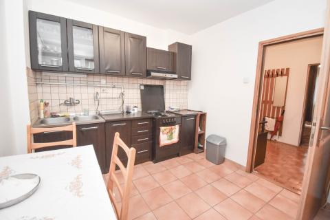 Zagreb, Botinec, kuća s tri stana