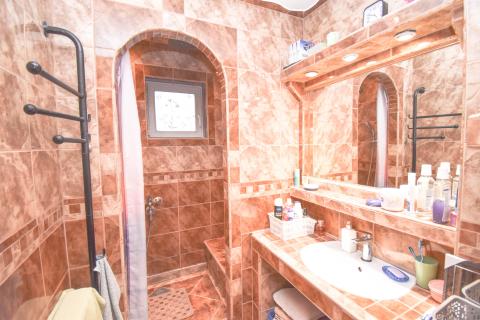 Zagreb, Botinec, kuća s tri stana