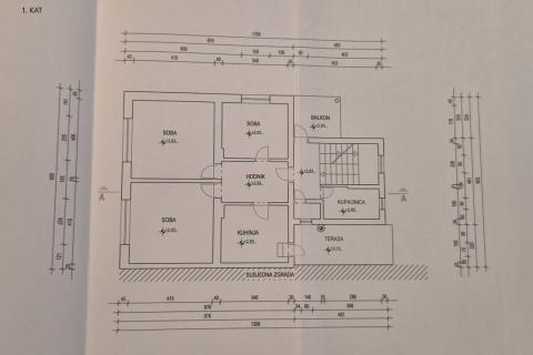 Zagreb, Botinec, kuća s tri stana