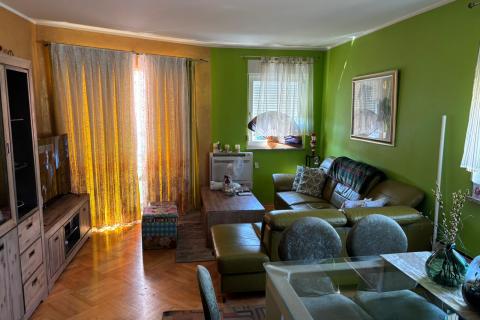 Rijeka, Srdoči, trosoban stan, 85 m2