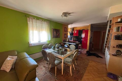 Rijeka, Srdoči, trosoban stan, 85 m2