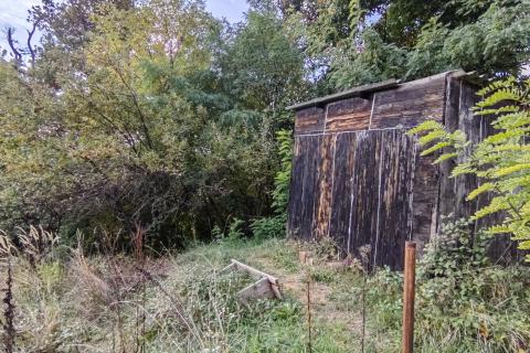 Zagreb, Markuševec - poljoprivredno zemljište 2336 m2  s kućicom