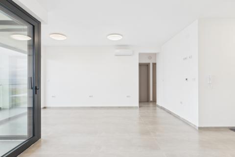 Novi Vinodolski, Klenovica - dvosoban stan prvi red od mora