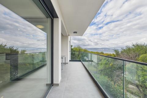 Novi Vinodolski, Klenovica - dvosoban stan prvi red od mora