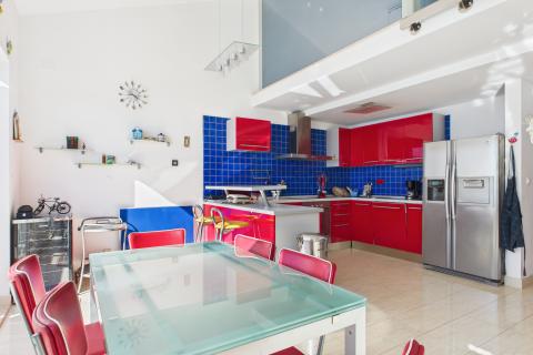 Crikvenica, Selce - četverosoban stan prvi red uz more