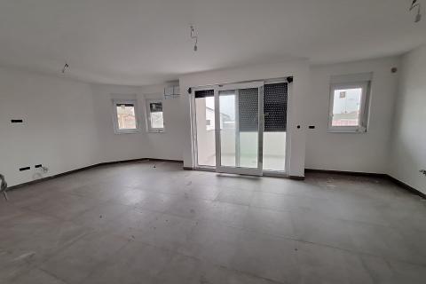 Flat/Appartement Marinići, Viškovo, 65m2