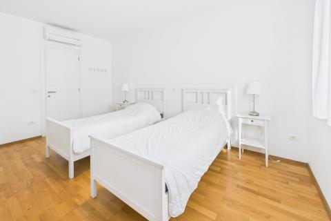 ISTRA, FAŽANA OKOLICA - predivan stan s pogledom na more