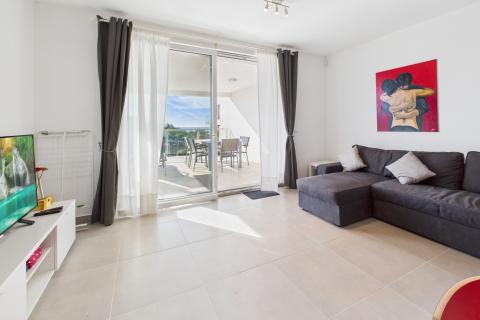 ISTRA, FAŽANA OKOLICA - predivan stan s pogledom na more