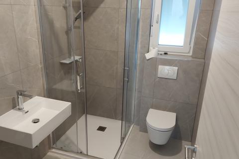 Viškovo - stan u novogradnji, okućnica