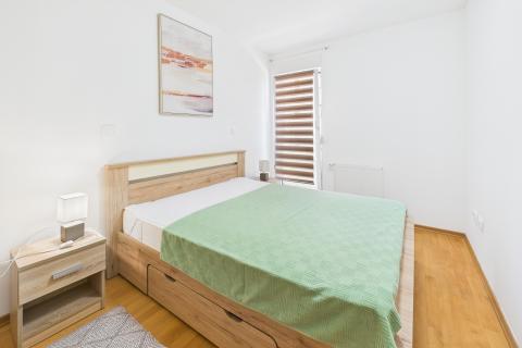 PULA, VIDIKOVAC - stan blizina plaže, lift