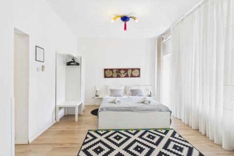 Zagreb, Donji Grad, Studio apartman