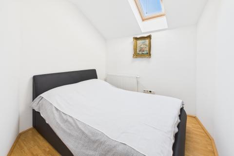 Zaprešić, Jablanovec- trosoban stan s balkonom