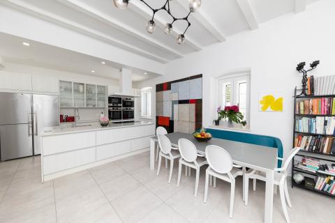 Crikvenica, Bribir- villa s bazenom u centru