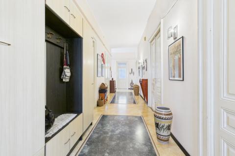 Pula, Zentrum – Wohnung in einer k.u.k.-Villa