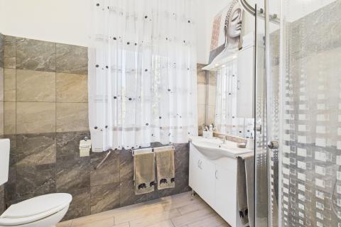 Pula, Zentrum – Wohnung in einer k.u.k.-Villa