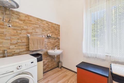 Pula, Zentrum – Wohnung in einer k.u.k.-Villa