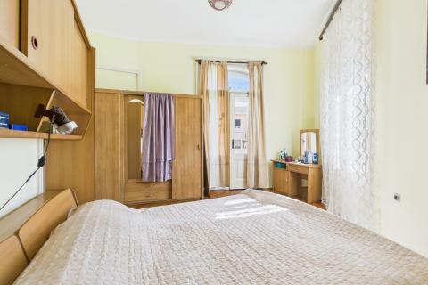 Pula, Zentrum – Wohnung in einer k.u.k.-Villa