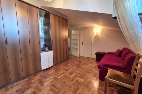 RIJEKA, CENTAR- stan s pogledom na kazalište