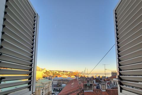 RIJEKA, CENTAR- stan s pogledom na kazalište