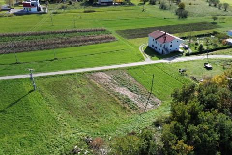 ISTRIA, ROČKO POLJE - Building land 1784 m2 - Affordable!