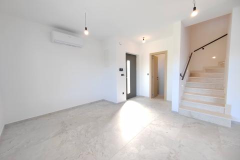 OTOK KRK-MALINSKA novogradnja moderna villa