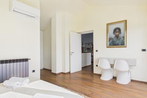 Istra, Sveti Lovreč -Moderna luksuzna kuća s bazenom i jacuzzijem na velikoj okućnici