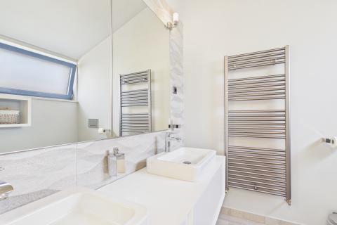 Istra, Sveti Lovreč -Moderna luksuzna kuća s bazenom i jacuzzijem na velikoj okućnici