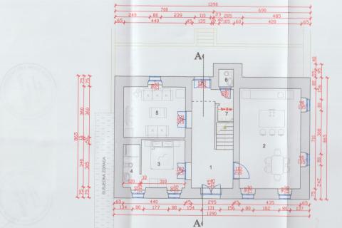 Crikvenica, Bribir- villa s bazenom u centru