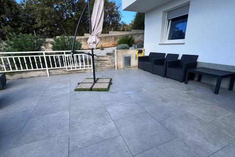 Rijeka, Kostrena, stan za dugoročni najam