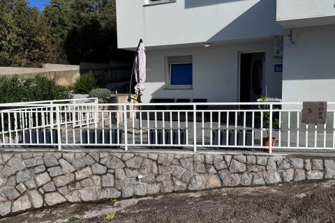 Rijeka, Kostrena, stan za dugoročni najam